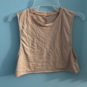 This is the constant aritzia muscle crop tank